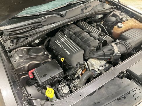 Used 2016 Dodge Challenger SRT w/ Technology Group RWD image 25