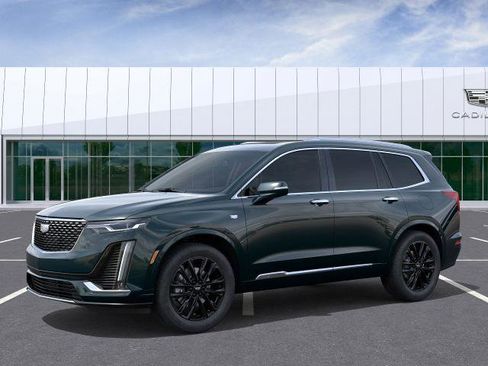 New 2025 Cadillac XT6 Luxury image 2