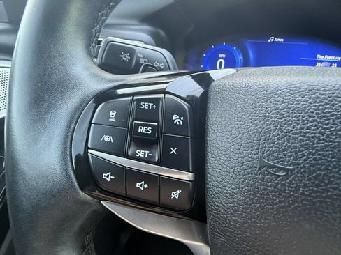 Used 2021 Ford Explorer Platinum w/ Equipment Group 601A AWD/4WD image 26
