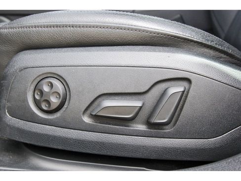 Used 2018 Audi A4 2.0T Ultra Premium Plus w/ Premium Plus Package image 30