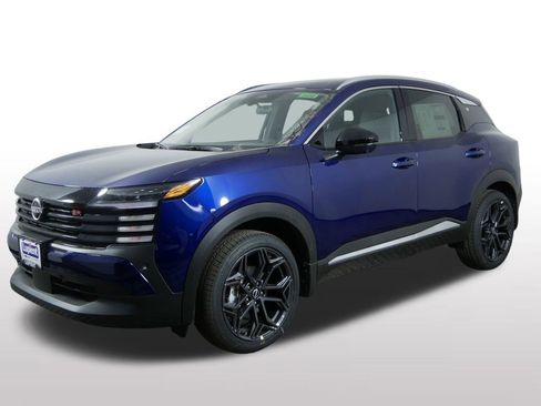 New 2026 Nissan Kicks SR w/ SR Premium Package AWD/4WD image 5