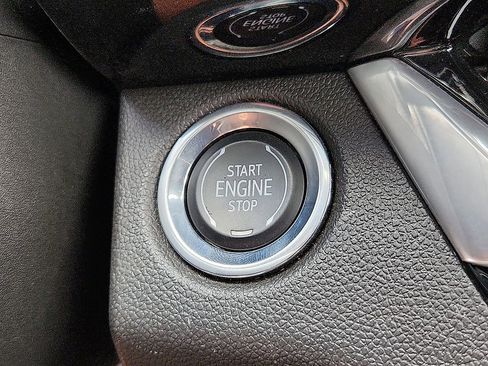 Used 2024 Buick Envista Sport Touring FWD image 11
