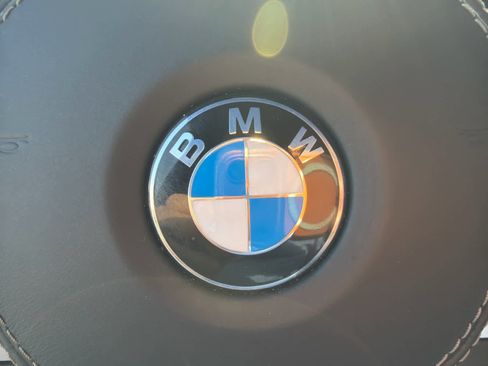 Used 2025 BMW X5 sDrive40i w/ M Sport Package RWD image 17