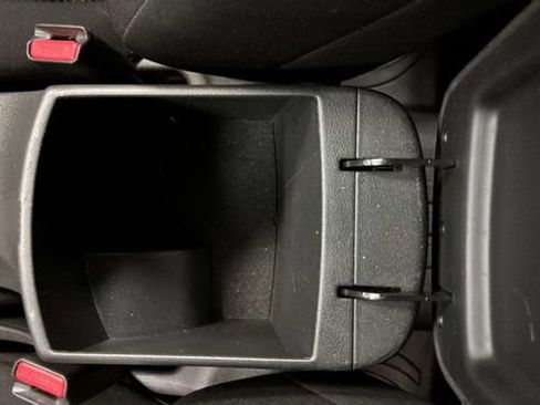 Used 2021 Hyundai Kona SE FWD image 23