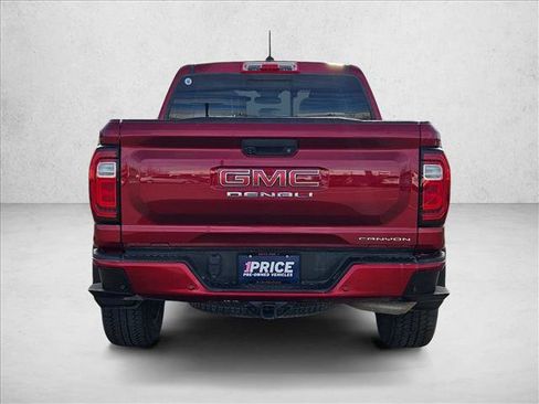 Used 2023 GMC Canyon Denali image 6