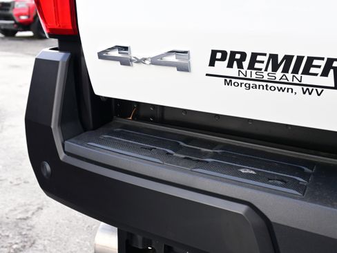 Used 2025 Toyota Tacoma SR w/ SR Upgrade Package image 11