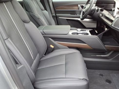 New 2026 Cadillac Vistiq Sport image 24