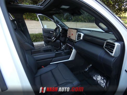 Used 2024 Toyota Tundra Platinum AWD/4WD image 30