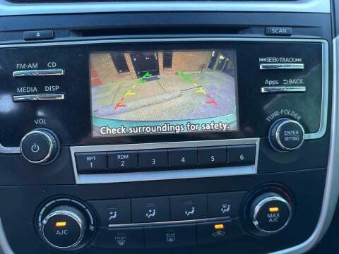 Used 2016 Nissan Altima 2.5 SR FWD image 26