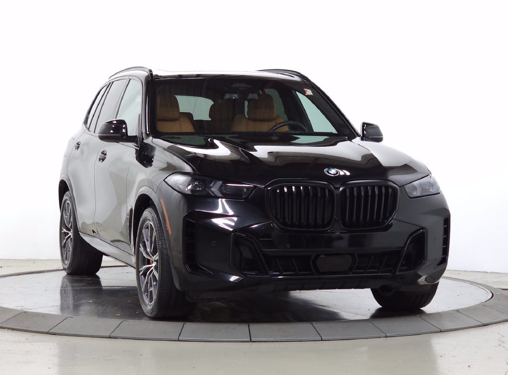 Used 2024 BMW X5 xDrive40i w/ M Sport Package AWD/4WD image 1