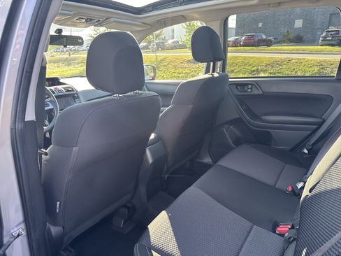 Used 2017 Subaru Forester 2.5i Premium w/ All-Weather Package AWD/4WD image 20