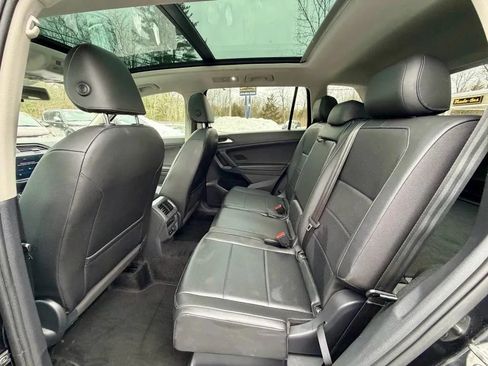 Used 2019 Volkswagen Tiguan SEL AWD/4WD image 13