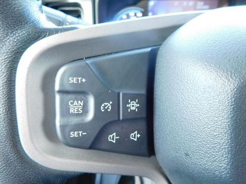 Used 2021 Ford Bronco Badlands image 19