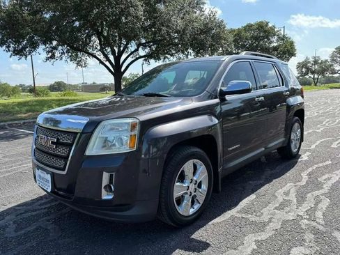 Used 2015 GMC Terrain SLT w/ Chrome Appearance Package FWD image 3
