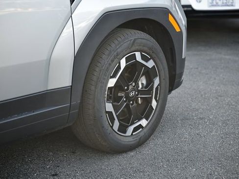 Used 2024 Hyundai Santa Fe SE image 4