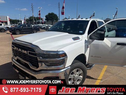 Used 2025 RAM 2500 Lone Star AWD/4WD image 1