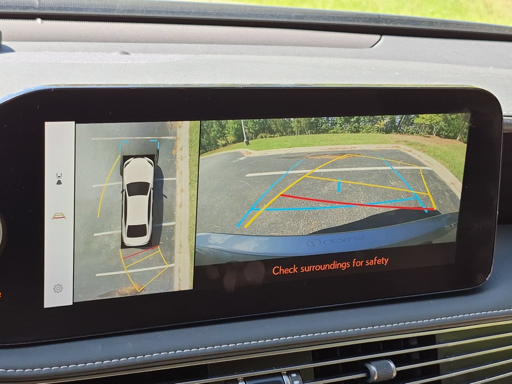 Used 2023 Lexus LS 500 w/ Interior Upgrade Package RWD image 13