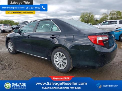Used 2012 Toyota Camry LE FWD image 3