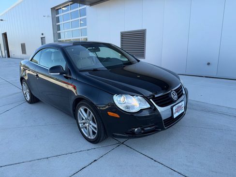 Used 2008 Volkswagen Eos Lux FWD image 15
