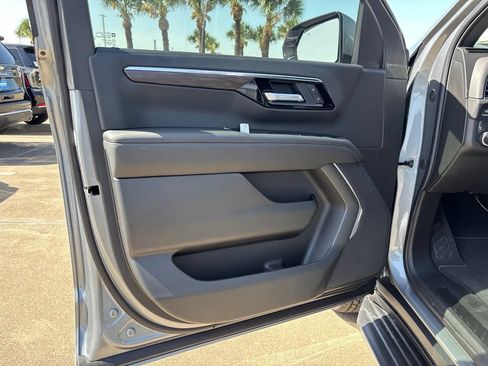 New 2026 Chevrolet Tahoe LS RWD image 18