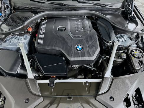 Used 2023 BMW 530i w/ Premium Package RWD image 31