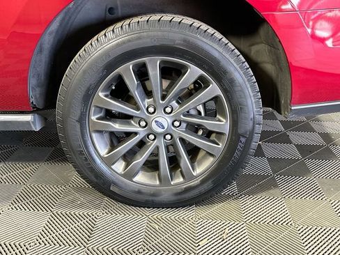 Used 2019 Ford Expedition Limited w/ Equipment Group 301A image 31