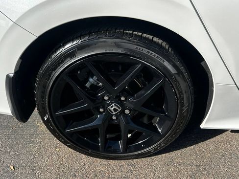 Used 2024 Honda Civic Sport image 28