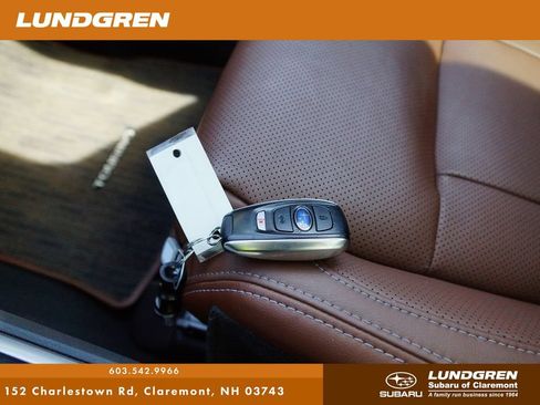 Used 2020 Subaru Ascent Touring AWD/4WD image 31