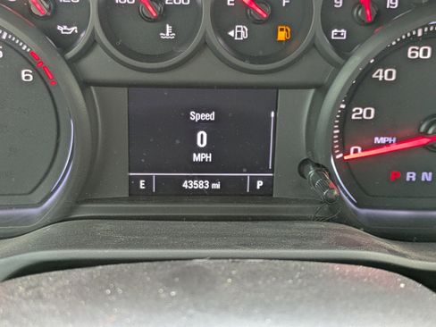 Used 2022 Chevrolet Silverado 1500 Custom image 20