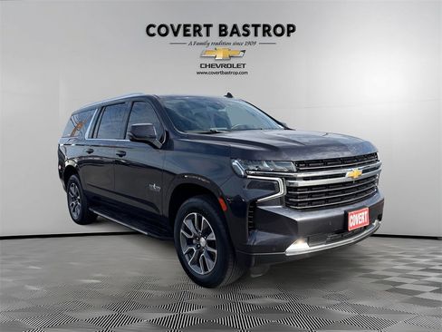 Certified 2022 Chevrolet Suburban LT w/ Luxury Package image 7