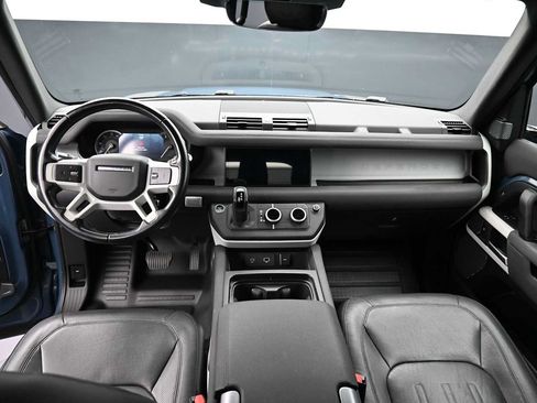 Used 2022 Land Rover Defender 110 SE AWD/4WD image 6