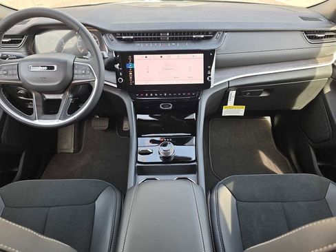 New 2026 Jeep Grand Cherokee Altitude AWD/4WD image 35