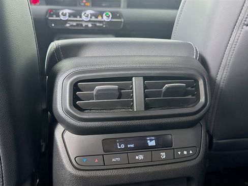 Used 2024 Honda Pilot EX-L image 30