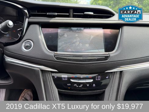 Used 2019 Cadillac XT5 Luxury AWD/4WD image 14