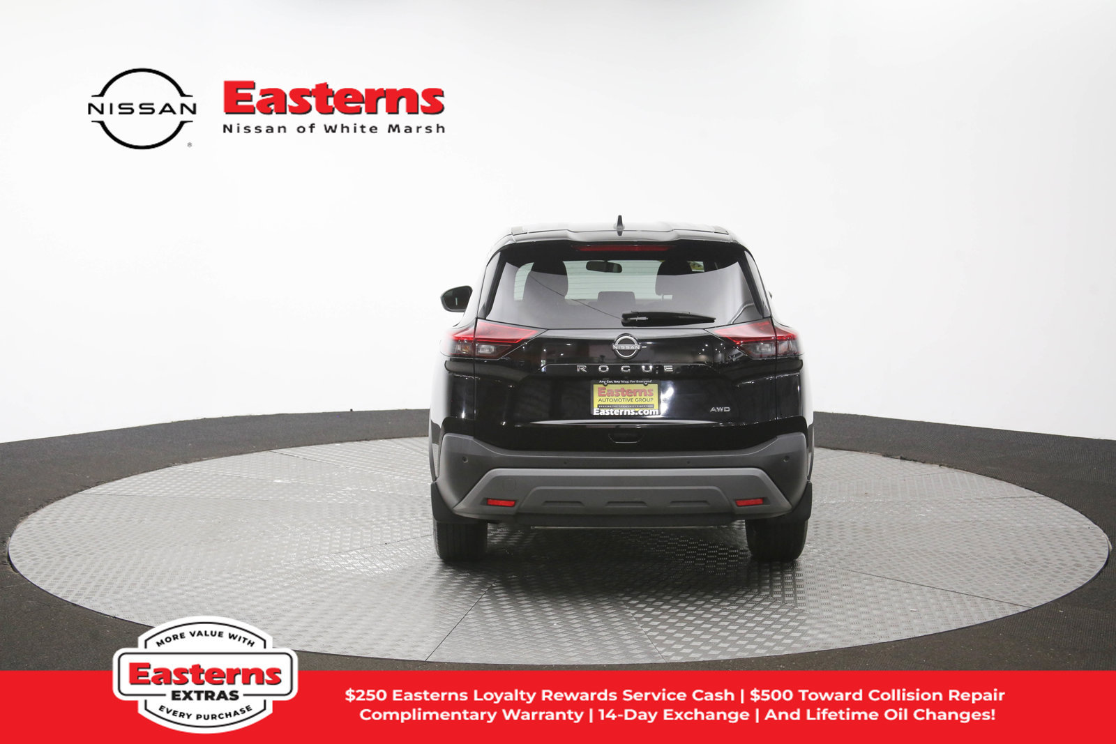 Used 2023 Nissan Rogue S AWD/4WD image 32