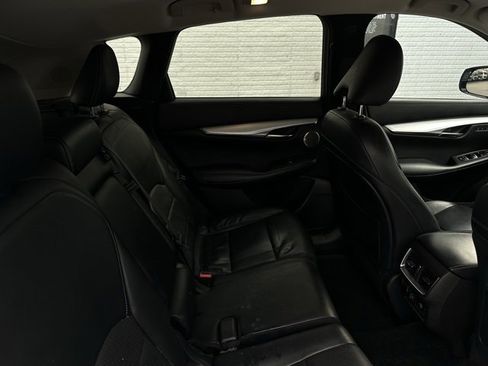 Used 2019 INFINITI QX50 Essential w/ Premium Heat Package image 40