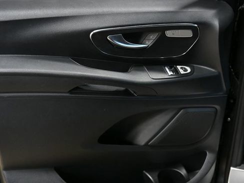 Used 2023 Mercedes-Benz Metris Passenger image 10