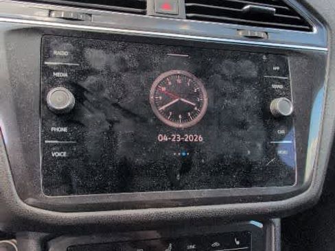 Certified 2023 Volkswagen Tiguan SE AWD/4WD image 14