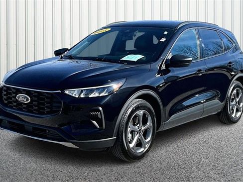 Used 2025 Ford Escape ST-Line image 2