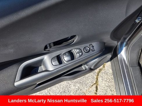 Used 2025 Nissan Kicks Play S FWD image 20