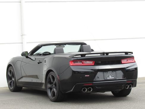 Used 2016 Chevrolet Camaro SS RWD image 5