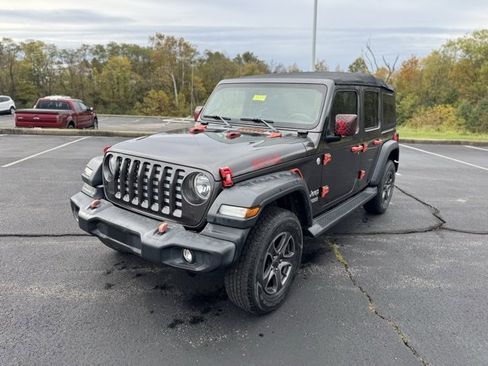 Used 2018 Jeep Wrangler Unlimited Sport S image 7