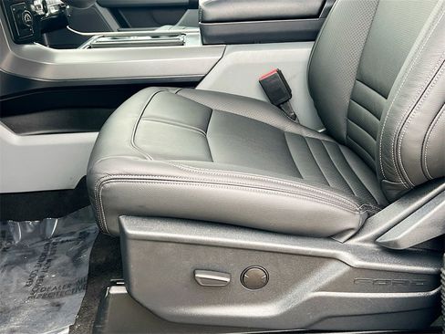 Used 2024 Ford F150 XLT w/ Mobile Office Package image 19