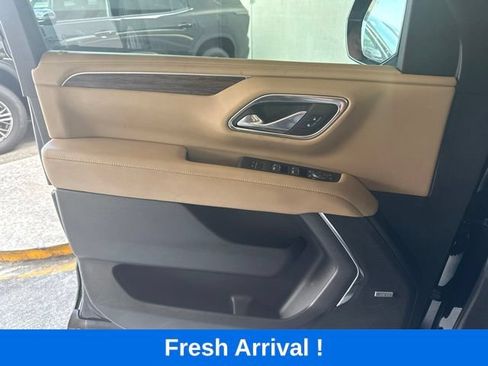 Used 2023 Chevrolet Tahoe Premier AWD/4WD image 11