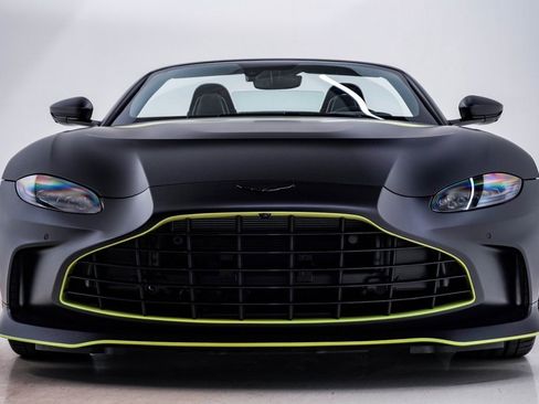 Used 2023 Aston Martin V12 Vantage V12 image 5