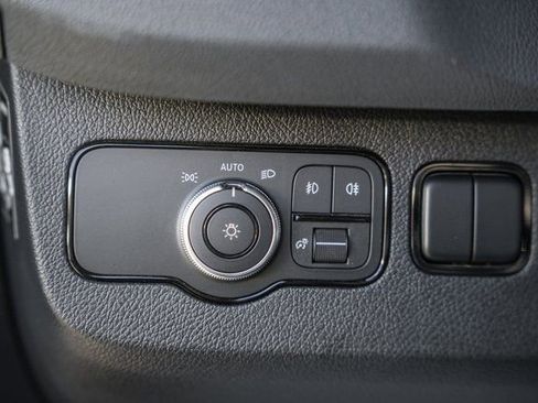 Used 2024 Mercedes-Benz Sprinter 3500 image 40