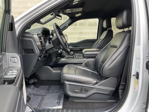 Used 2025 Ford F150 Lariat image 21