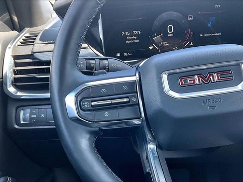 Used 2025 GMC Acadia Elevation image 19