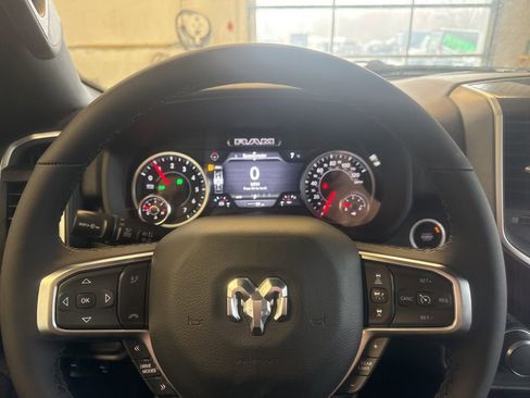 New 2026 RAM 1500 4x4 Crew Cab image 20