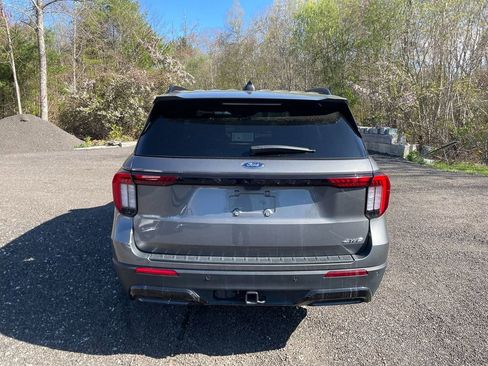 Used 2025 Ford Explorer ST-Line AWD/4WD image 6
